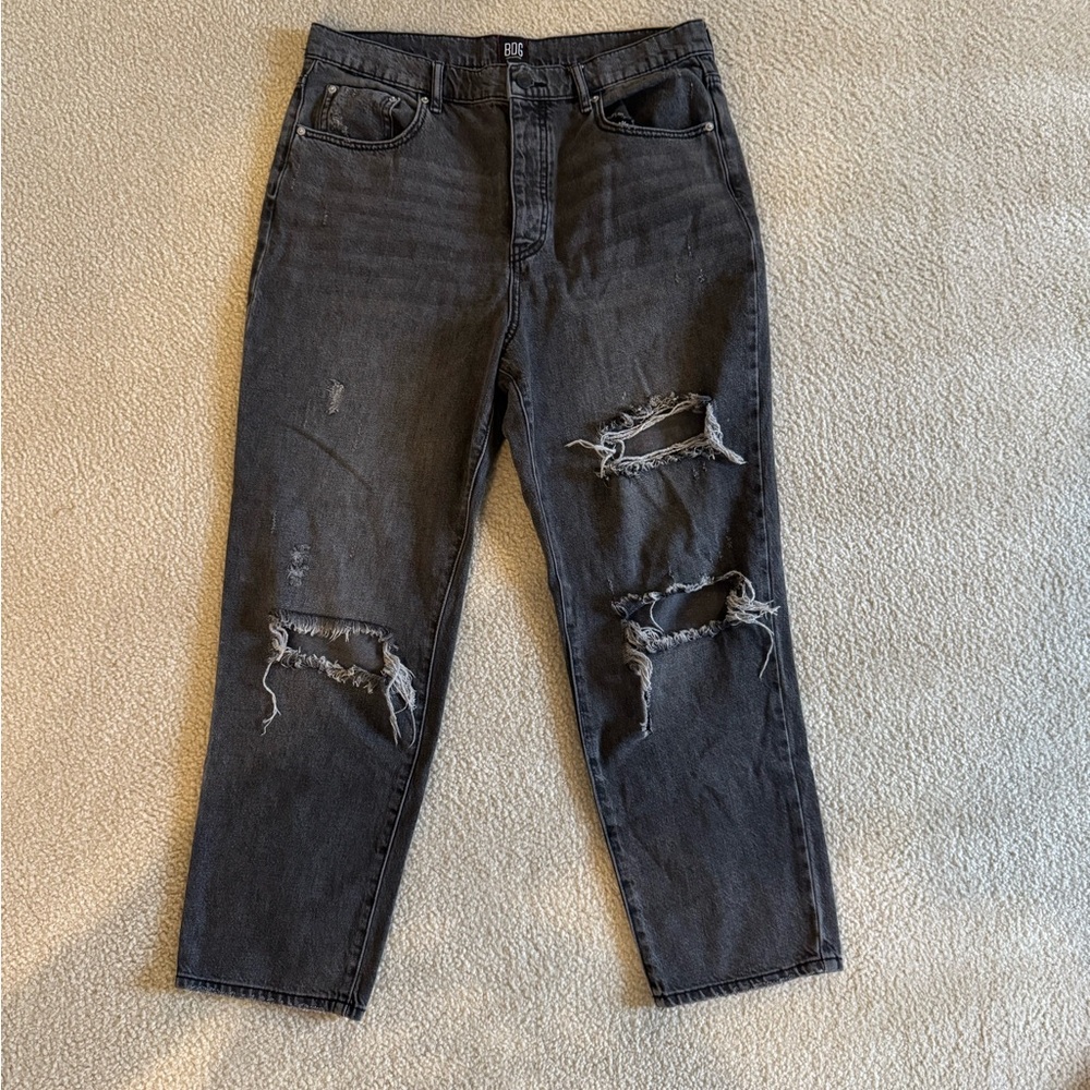 Women’s High rise Distressed Black Jeans